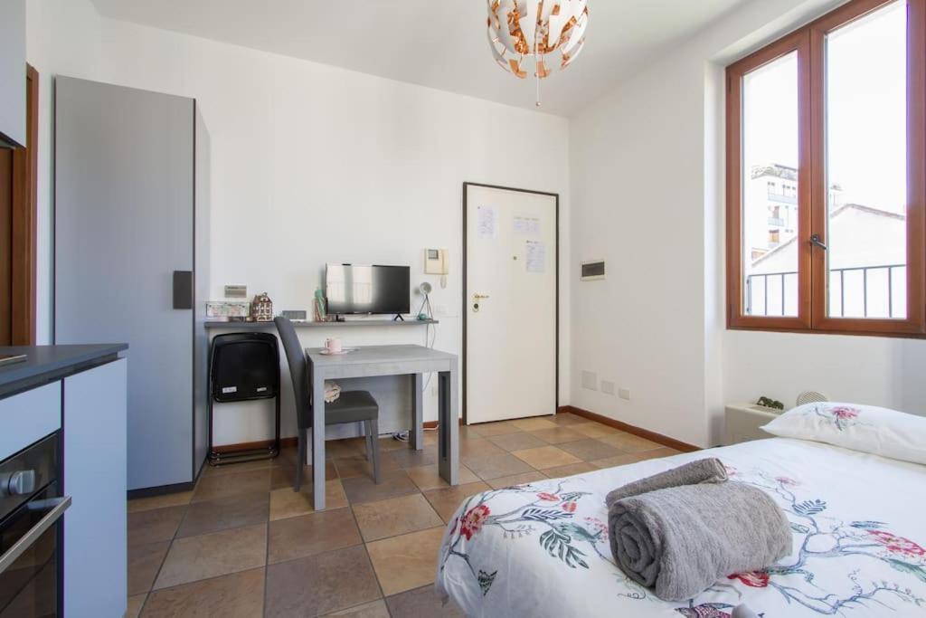 Fabulous Studio In Monza 15 Km To Milan City Centre Exterior foto