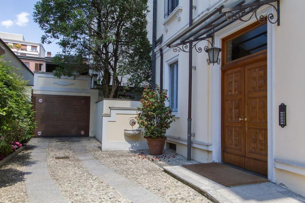Fabulous Studio In Monza 15 Km To Milan City Centre Exterior foto