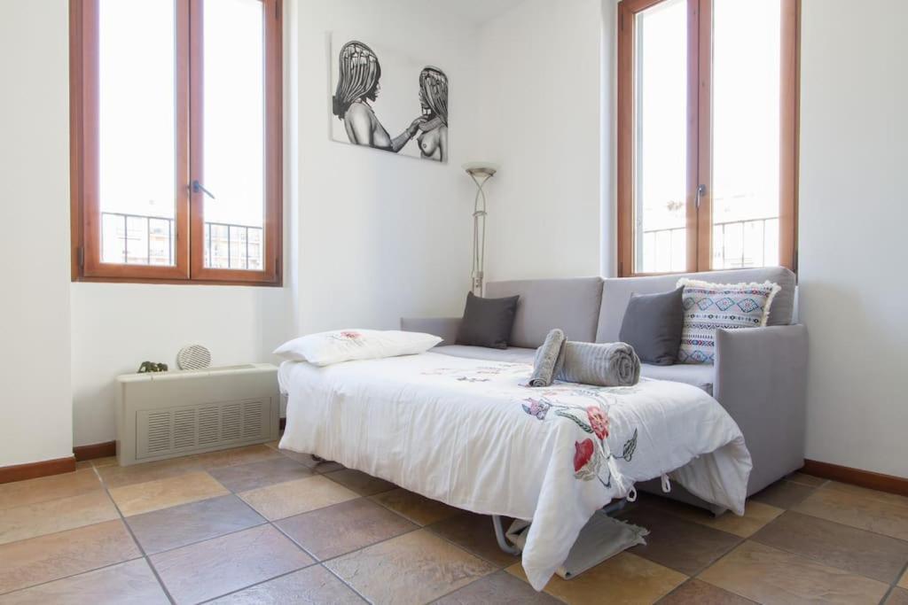 Fabulous Studio In Monza 15 Km To Milan City Centre Exterior foto