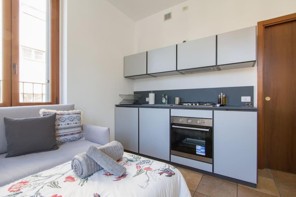 Fabulous Studio In Monza 15 Km To Milan City Centre Exterior foto